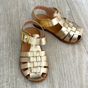 Cupcakes and Cashmere Little Girls Gold Sandals size 6